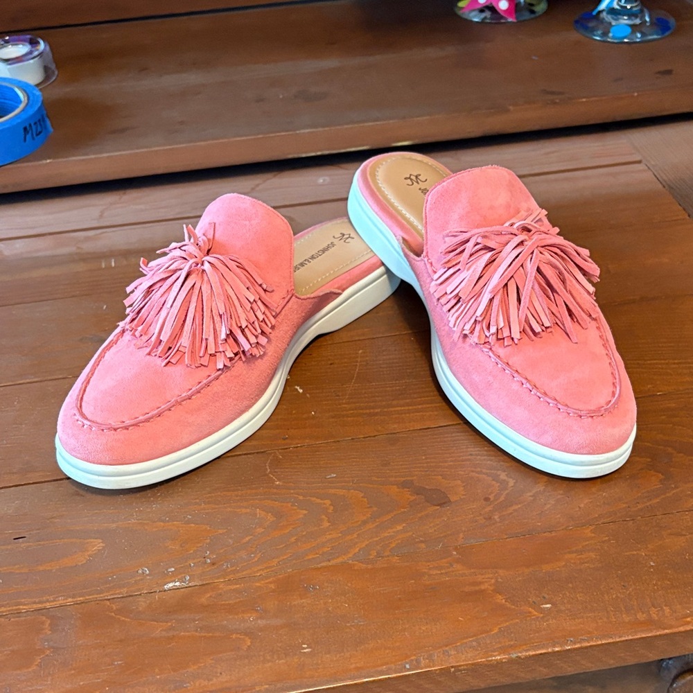 Johnston & Murphy Darlene Fringe Pink Suede Tassel Mule Slides
